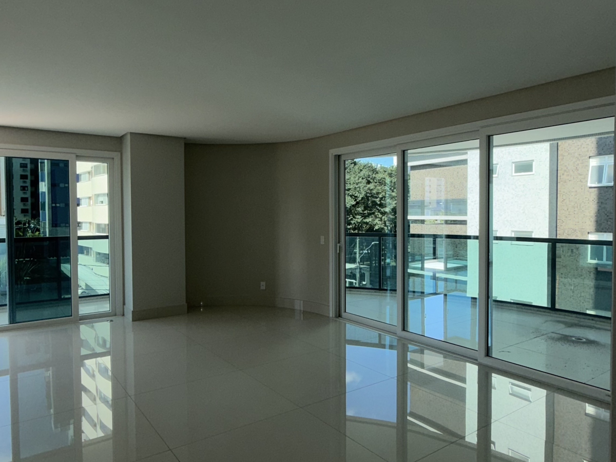 Castel Gandolfo Residencial, Centro, 4 quartos