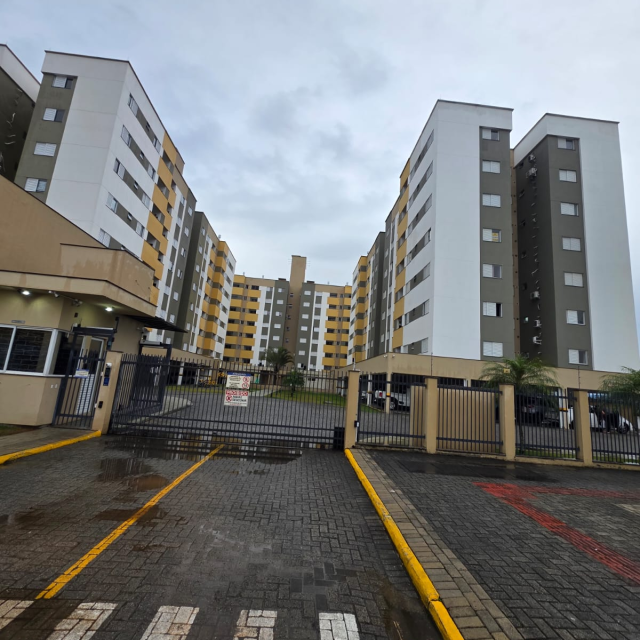 Apartamento  à Venda- Residencial Hexa Prime Bairro Pinheirinho - Criciúma/SC